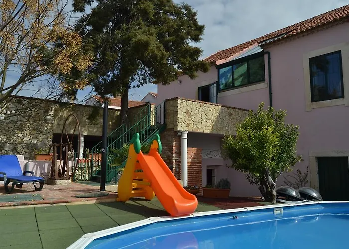 Solar Romantico Anno 1850 Al Casa de hóspedes Torres Novas